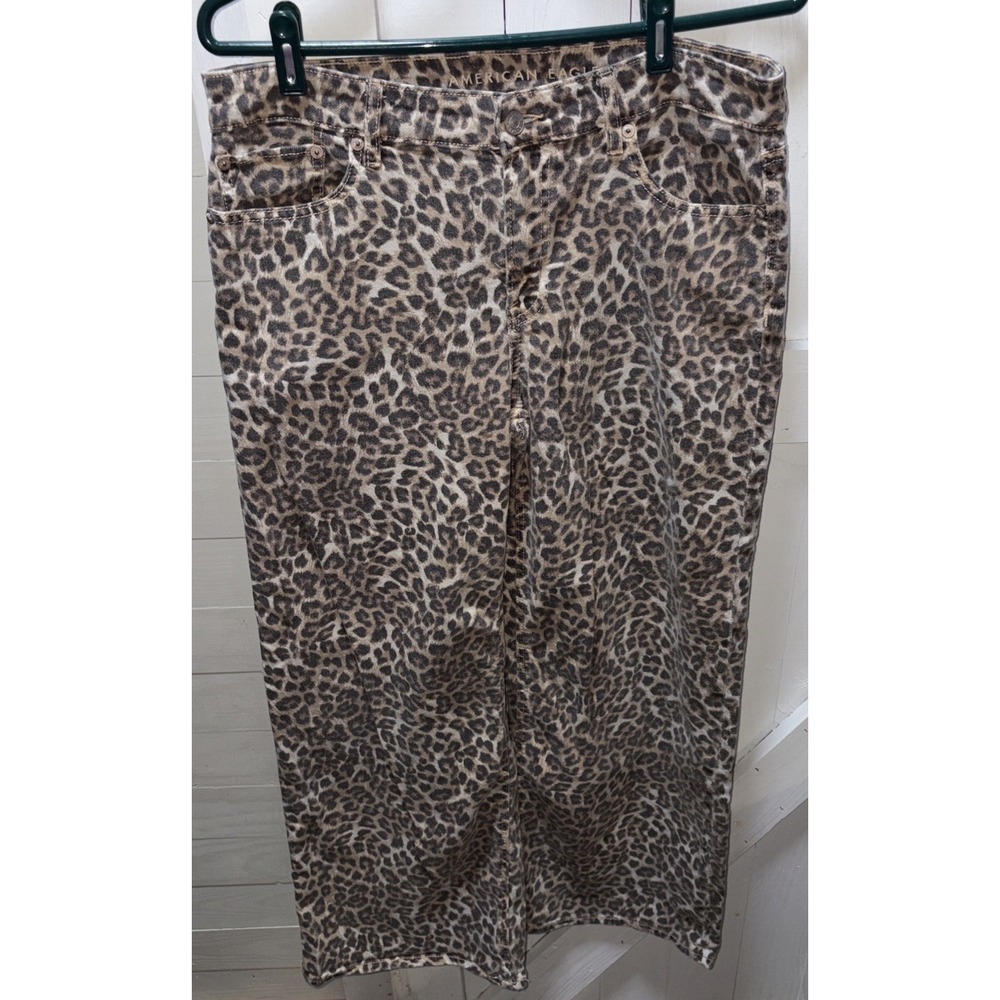 American Eagle Low Rise Baggy Wide Leg Leopard Pants Women's Size 8 Stretch
